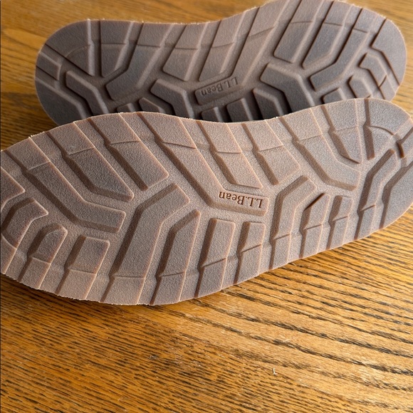 L.L. Bean Slip on Nubuck loafers Size 8 - Picture 6 of 7